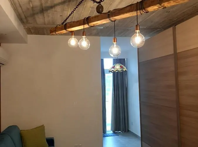 Qliving New Sliema Promenade 公寓