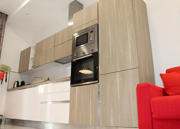 Qliving New Sliema Promenade