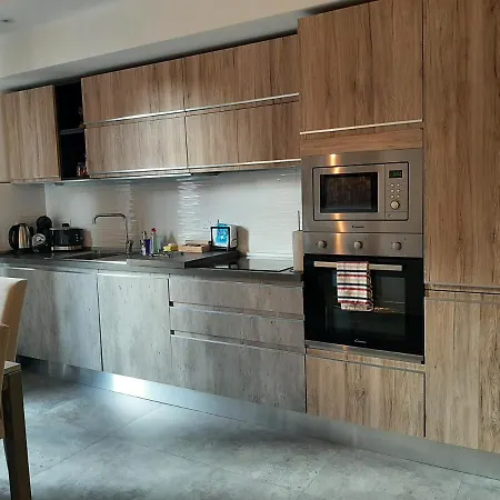 Qliving New Sliema Promenade