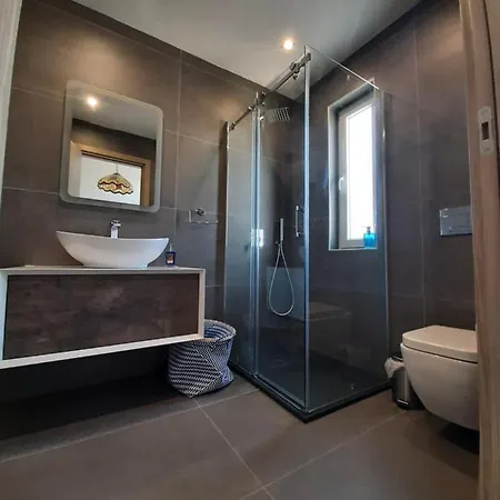 Qliving New Sliema Promenade *