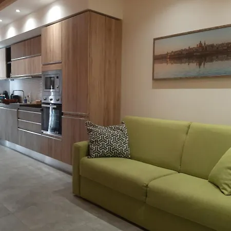 Qliving New Sliema Promenade Lägenhet *