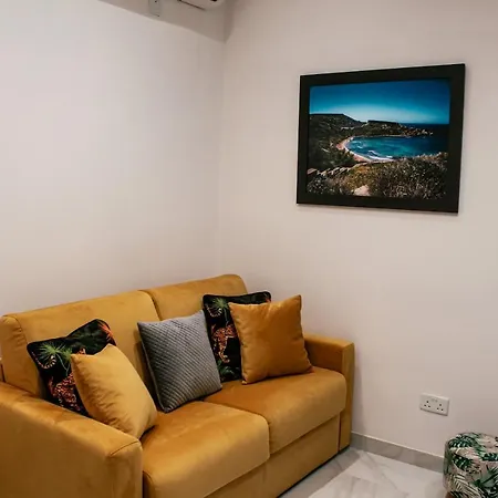 Qliving New Sliema Promenade Gzira