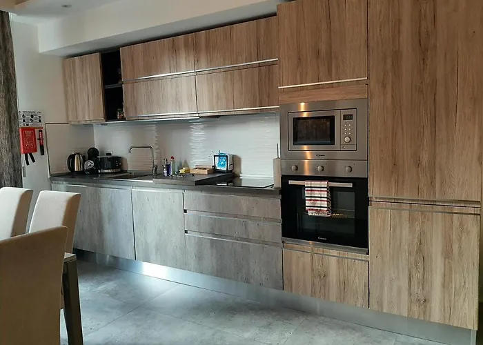 Qliving New Sliema Promenade