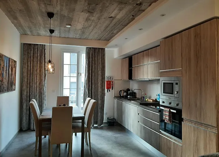 Qliving New Sliema Promenade