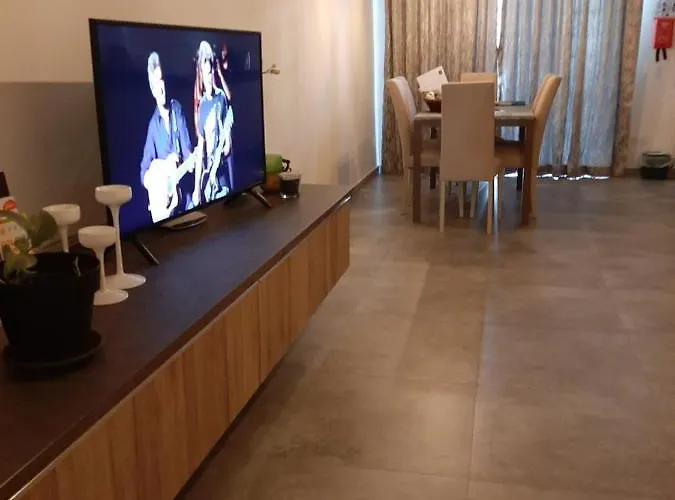 Qliving New Sliema Promenade *